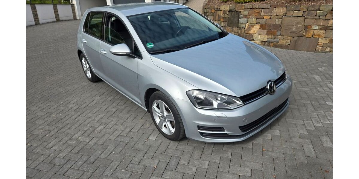 VW Golf 130.000 km 7.990 &euro; Lindlar 51789