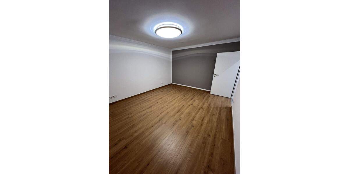 Etagenwohnung Düsseldorf Golzheim - 2 Zimmer, 50 m&sup2;, 1.110&euro; | Angebot:24820738