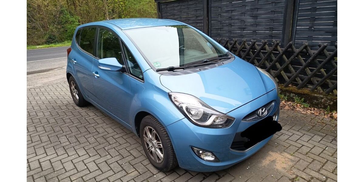 Hyundai ix20 102.000 km 5.500 &euro; Köln 51069