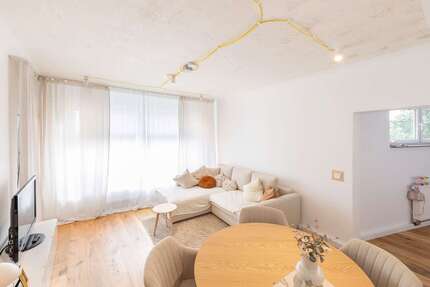 Wohnung zum Kaufen in Neuss 180.000 € 64 m² 3 zimmer