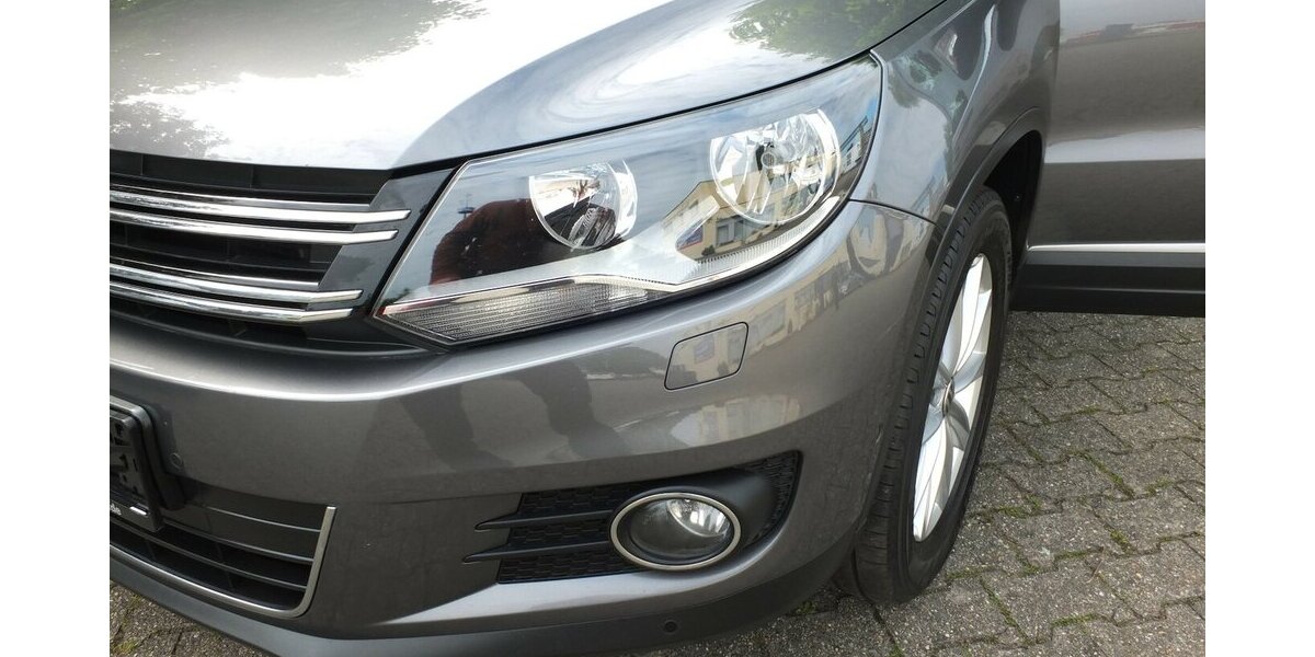 VW Tiguan LIFE NAVI AHK PARKPILOT SHZ BLUETOOTH 124.710 km 11.904 &euro; Köln 50858