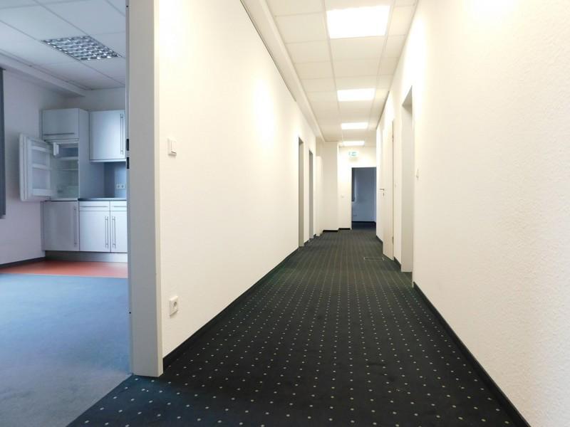 Vielseitig nutzbare Bürofläche am Nové-Mesto-Platz zimmer