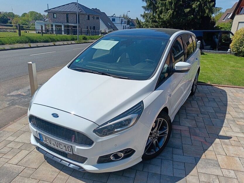 S-Max