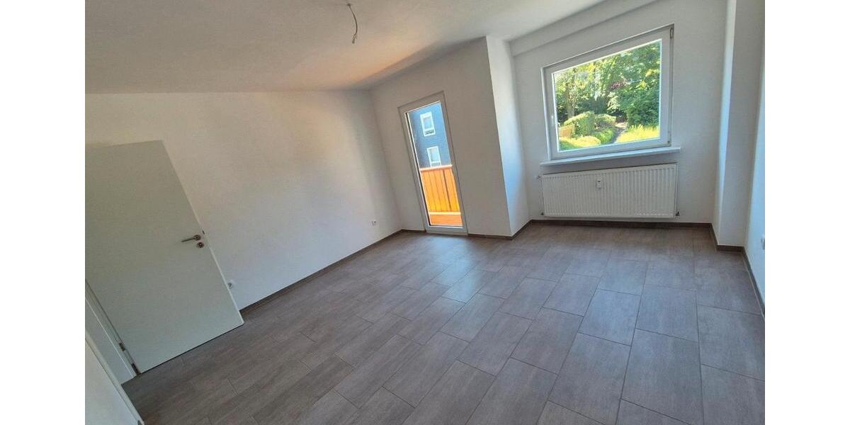 Etagenwohnung Remscheid Gemarkung Bergisch Born - 3 Zimmer, 71 m&sup2;, 880&euro; | Angebot:24584338