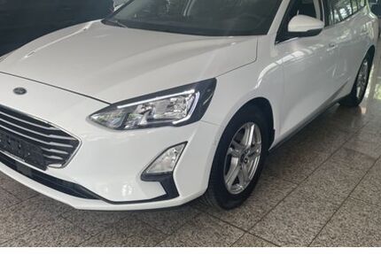 Ford Focus 89.800 km 13.888 &euro; Wuppertal 42329