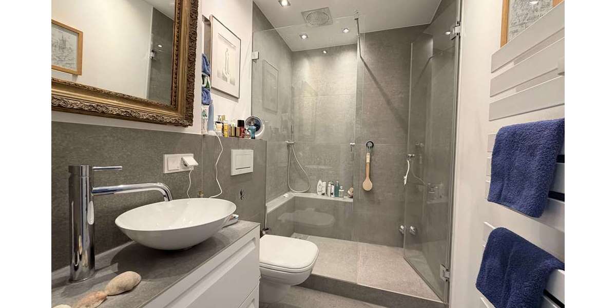 Etagenwohnung Düsseldorf Niederkassel - 3.5 Zimmer, 82 m&sup2;, 549.000&euro; | Angebot:24700757