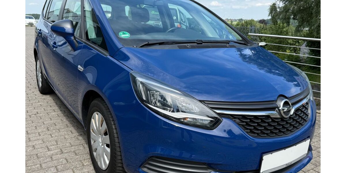 Opel Zafira 66.681 km 11.490 € Radevormwald 42477