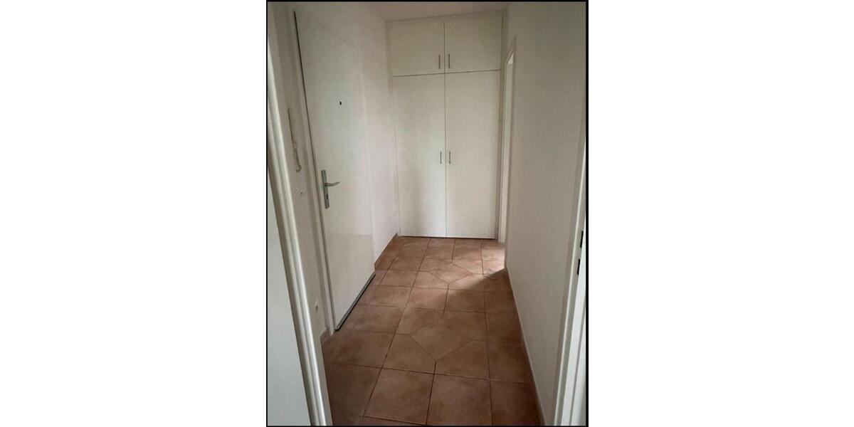 Hochparterre Solingen Central - 3 Zimmer, 71 m&sup2;, 650&euro; | Angebot:25408490