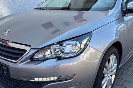 Peugeot 308 156.871 km 3.790 &euro; Bergisch Gladbach 51467