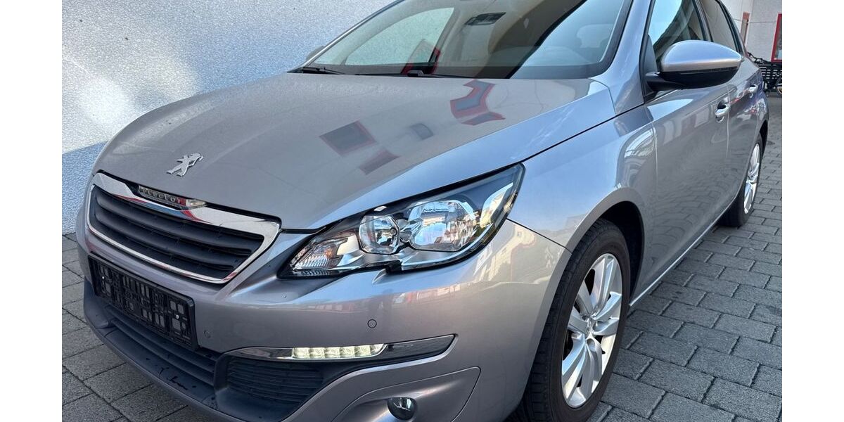 Peugeot 308 156.871 km 3.790 &euro; Bergisch Gladbach 51467