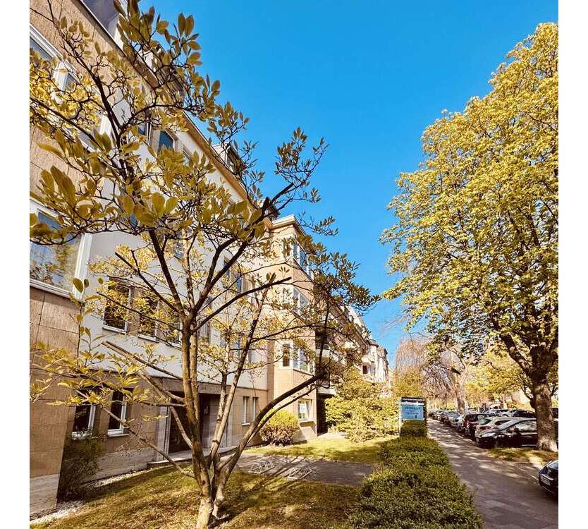 Wohnung zum Kaufen in Düsseldorf 950.000 € 139 m²