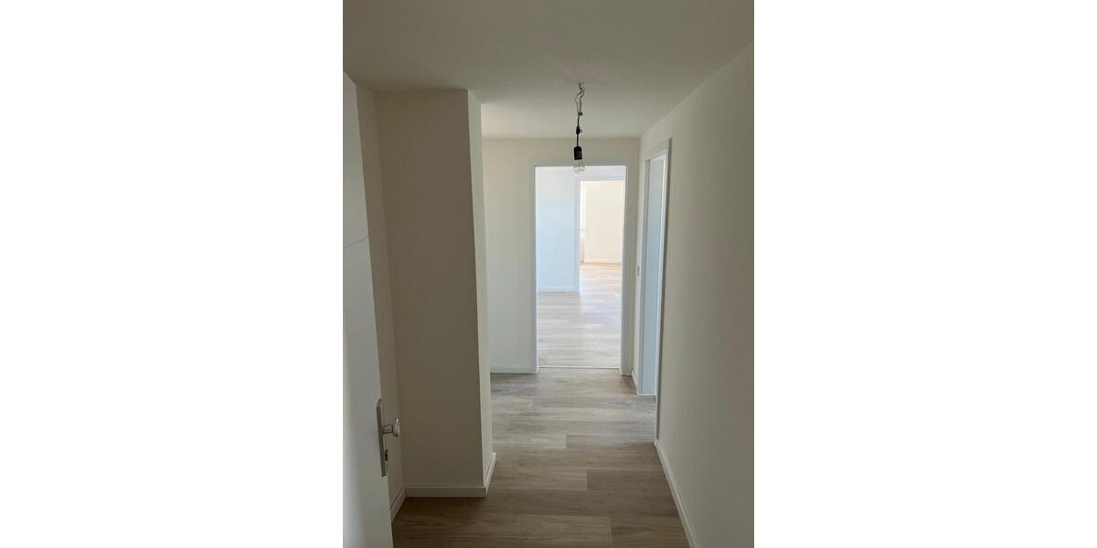 Dachgeschoßwohnung Radevormwald - 2 Zimmer, 41 m&sup2;, 308&euro; | Angebot:24934974