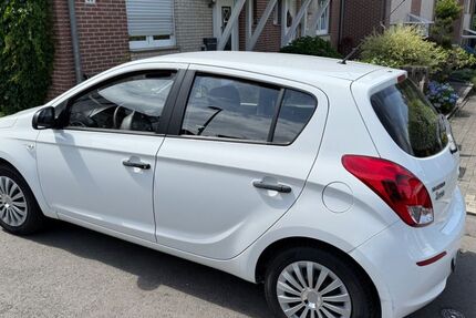 Hyundai i20 131.466 km 2.900 &euro; Remscheid 42855