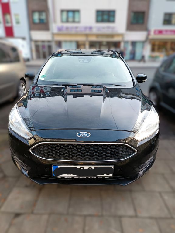 Ford Focus 107.347 km 9.900 € düsseldorf 40476