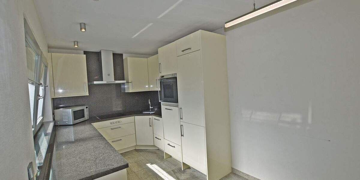 Etagenwohnung Essen Bredeney - 4 Zimmer, 154 m&sup2;, 750.000&euro; | Angebot:23367618