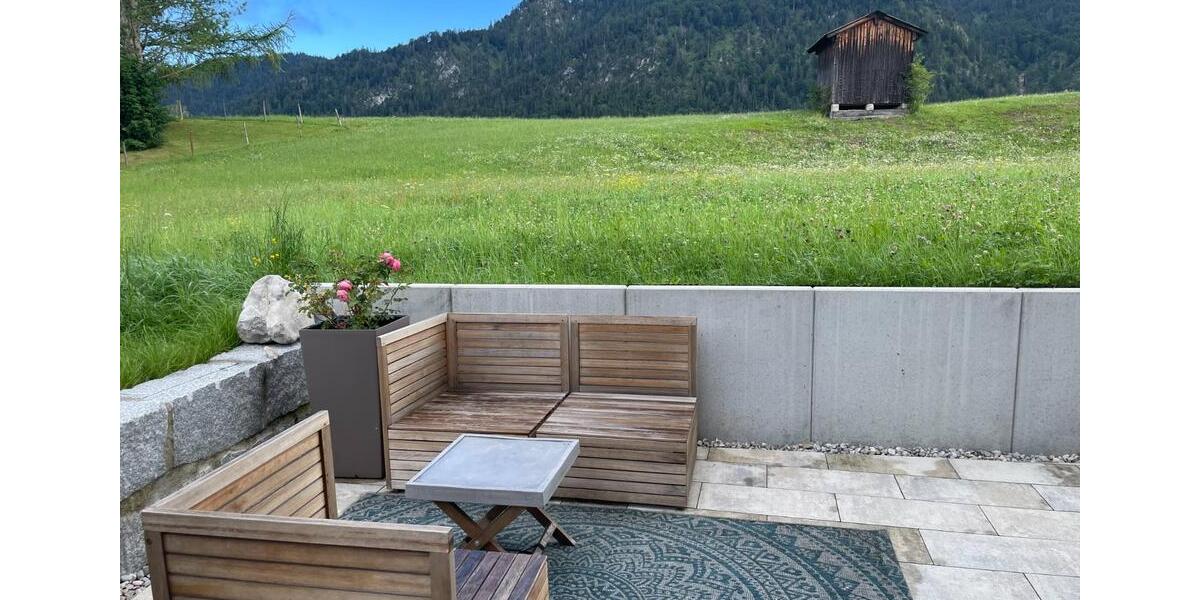 Einfamilienhaus Düsseldorf Stadtmitte - 4 Zimmer, 160 m&sup2;, 3.500&euro; | Angebot:24387574