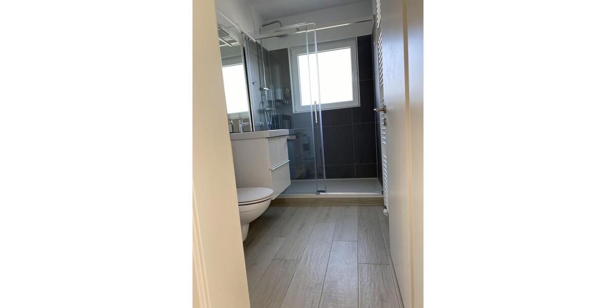 Erdgeschoßwohnung Hückeswagen - 5 Zimmer, 95 m&sup2;, 1.195&euro; | Angebot:25433183