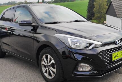 Hyundai i20 93.013 km 10.995 &euro; Halver 58553