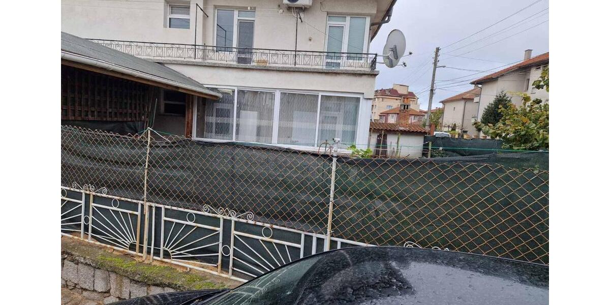 Doppelhaushälfte Köln Kalk - 5 Zimmer, 83 m&sup2;, 120.000&euro; | Angebot:25157988