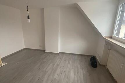 Wohnung Essen Südviertel - 1 Zimmer, 30 m&sup2;, 379&euro; | Angebot:26637433