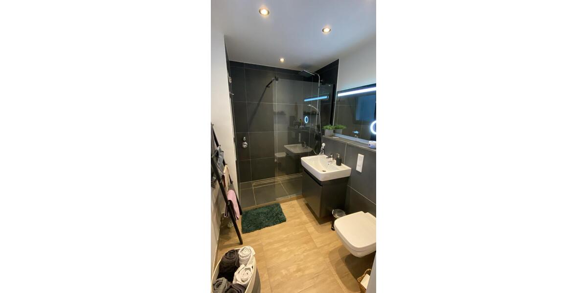 Etagenwohnung Hückeswagen - 2.5 Zimmer, 84 m&sup2;, 270.000&euro; | Angebot:23706440