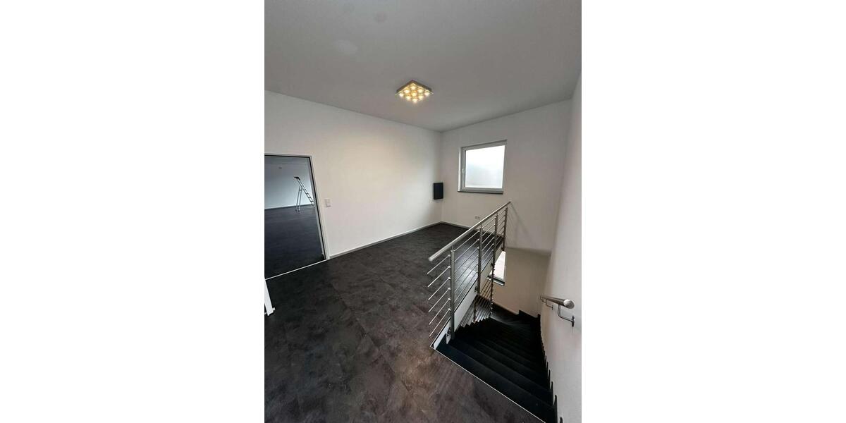 Gewerbeobjekt Remscheid Lüttringhausen - 2.800&euro; | Angebot:26258683
