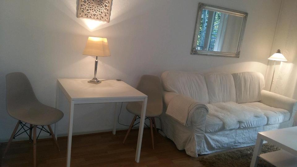 Etagenwohnung Düsseldorf Stadtbezirk 2 - 1 Zimmer, 35 m&sup2;, 800&euro; | Angebot:25935348