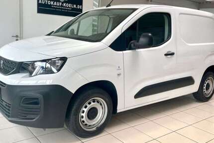 Peugeot Partner 68.387 km 11.590 € Köln 51067