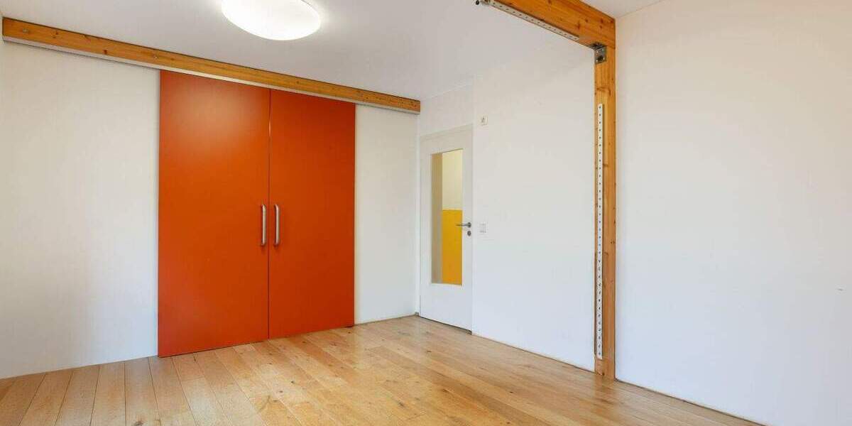 Etagenwohnung Düsseldorf Derendorf - 5 Zimmer, 143 m&sup2;, 649.000&euro; | Angebot:24991260