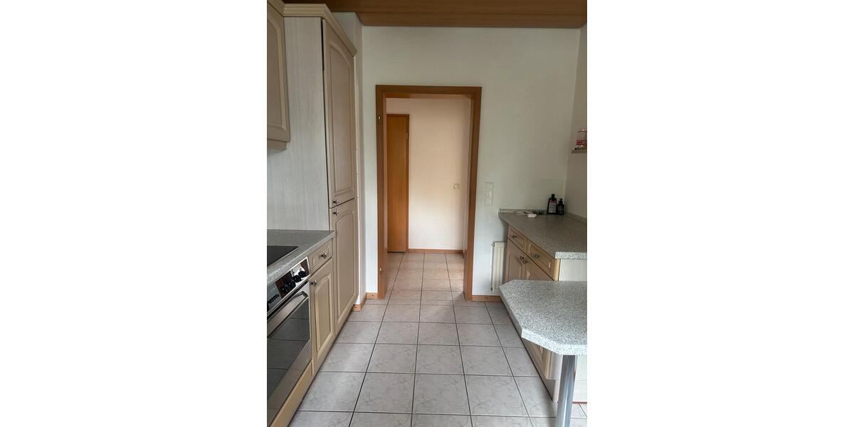 Etagenwohnung Leverkusen Schlebusch - 3 Zimmer, 85 m&sup2;, 1.570&euro; | Angebot:26577501