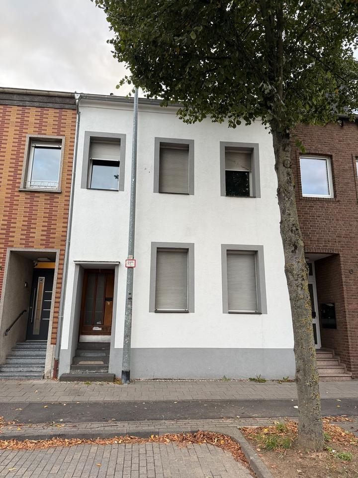 EINFAMILENHAUS IN GREVENBROICH ZU VERMIETEN