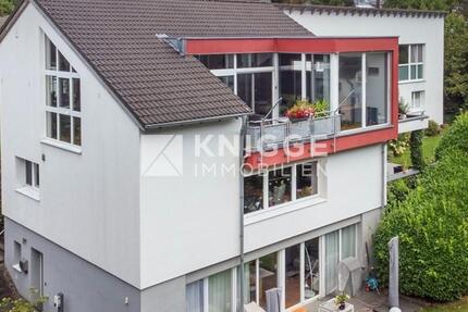 +++ 3439 - Architekten-Penthouse in begehrter Villenlage von GL-Hebborn +++ zimmer