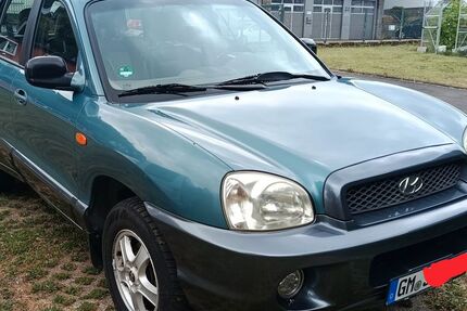 Hyundai SANTA FE 177.600 km 4.200 &euro; Wipperfürth 51688