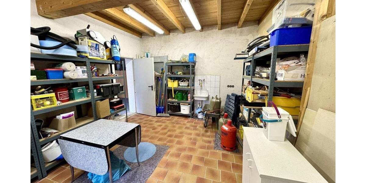 Mehrfamilienhaus, Wohnhaus Leverkusen Quettingen - 6 Zimmer, 191 m&sup2;, 599.000&euro; | Angebot:24401000