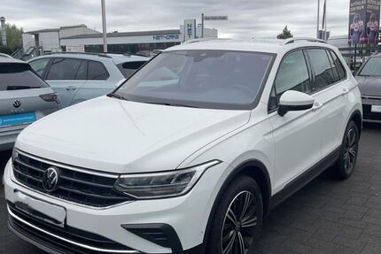 VW Tiguan 51.568 km 26.950 &euro; Hilden 40721