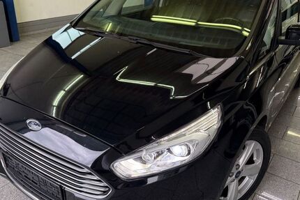 Ford Galaxy 126.864 km 16.290 &euro; Köln 50829