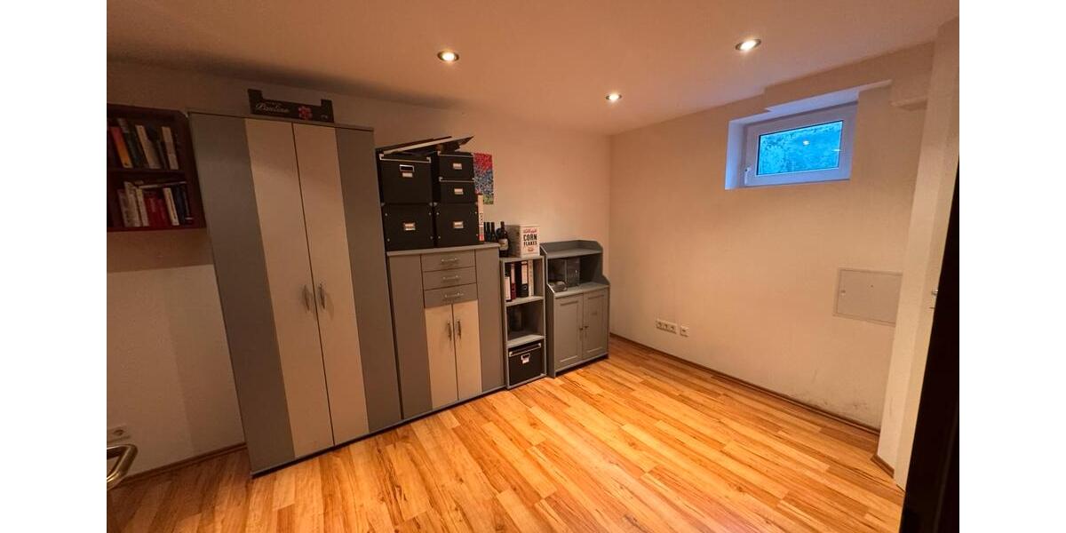 Doppelhaushälfte Wermelskirchen - 7 Zimmer, 177 m&sup2;, 619.000&euro; | Angebot:27033514