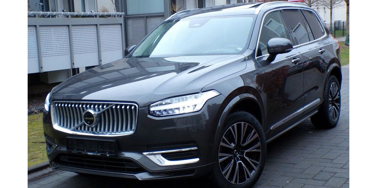 Volvo XC90 115.000 km 44.840 &euro; Düsseldorf 40468