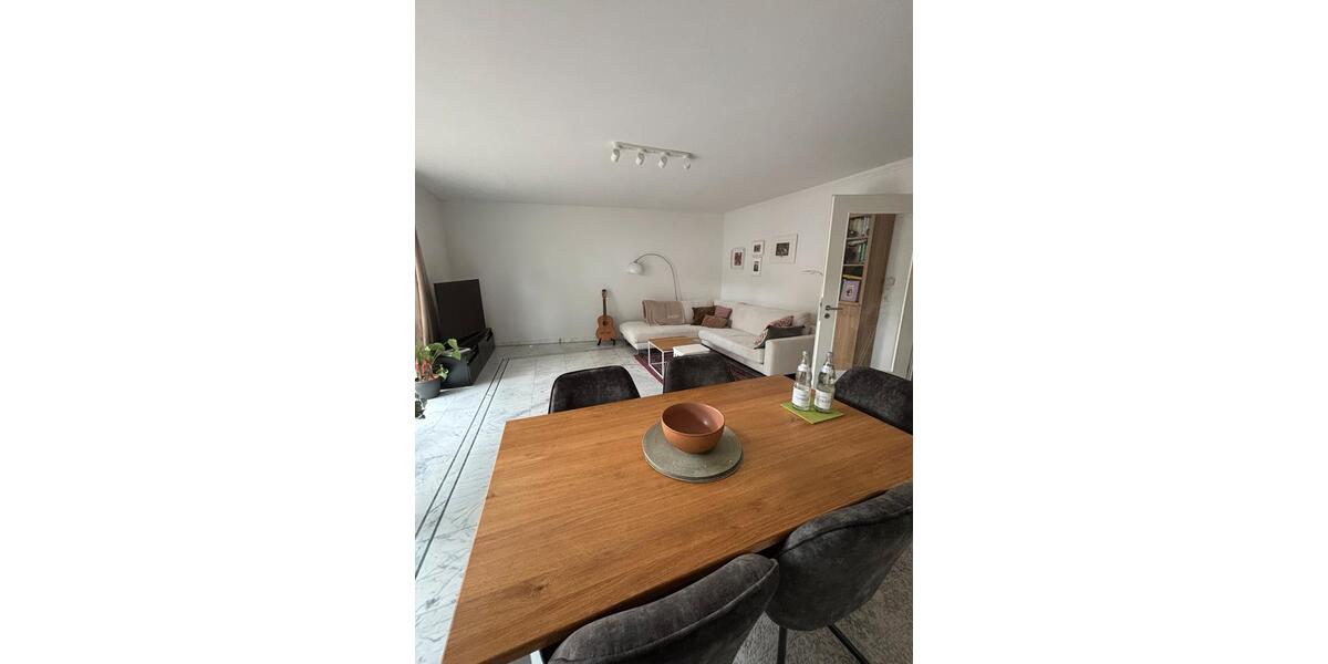 Erdgeschoßwohnung Solingen Ohligs - 2 Zimmer, 65 m&sup2;, 1.100&euro; | Angebot:26090528