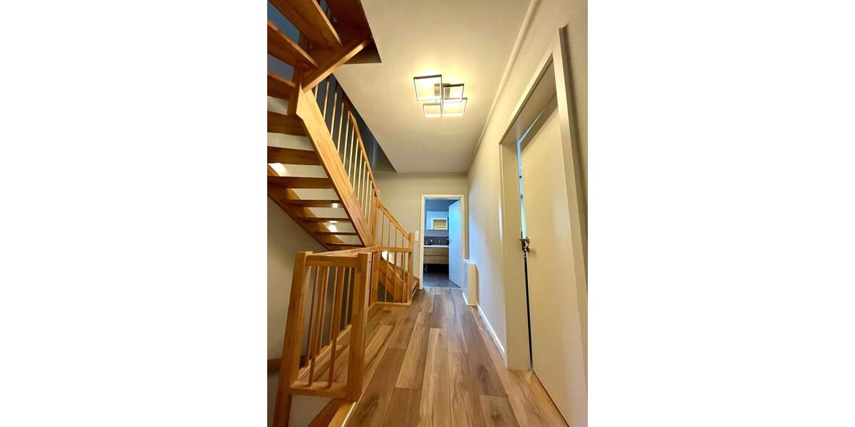 Doppelhaushälfte Solingen Mitte - 5 Zimmer, 146 m&sup2;, 529.000&euro; | Angebot:24685873