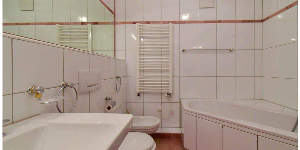 Etagenwohnung Essen Bredeney - 4 Zimmer, 163 m&sup2;, 659.000&euro; | Angebot:24268032