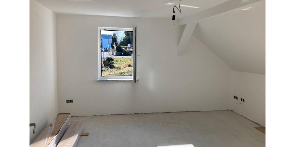 Einfamilienhaus Lindlar - 5 Zimmer, 1.350&euro; | Angebot:25647281