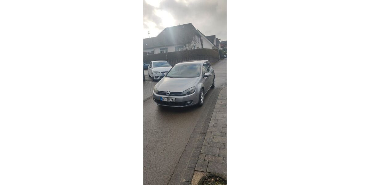 VW Golf 37.500 km 9.400 &euro; Wipperfürth 51688