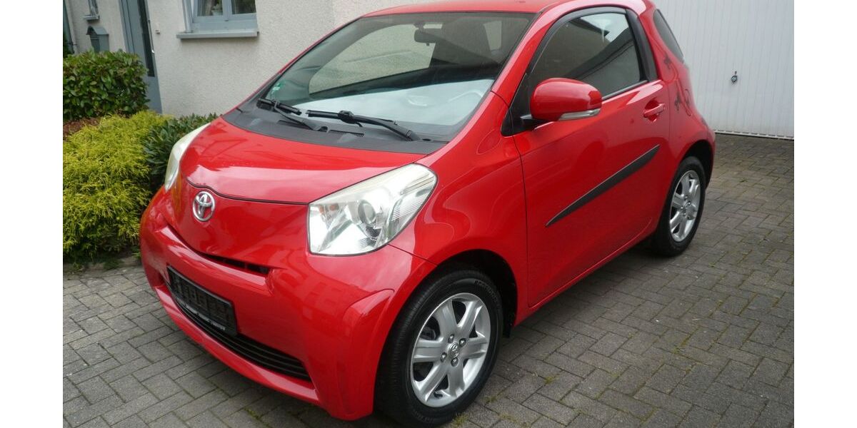 Toyota IQ 186.371 km 2.790 &euro; Köln 51149