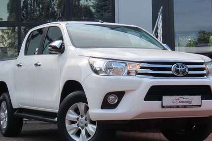 Toyota Hilux 228.800 km 23.900 &euro; Neuss 41469