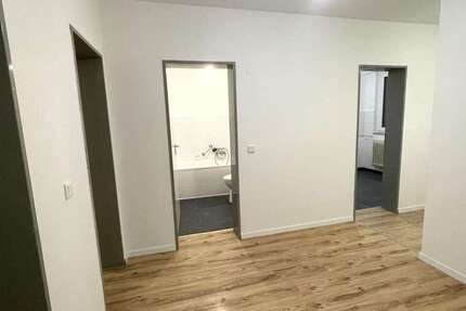 Wohnung zum Mieten in Wuppertal 610 € 64 m²
