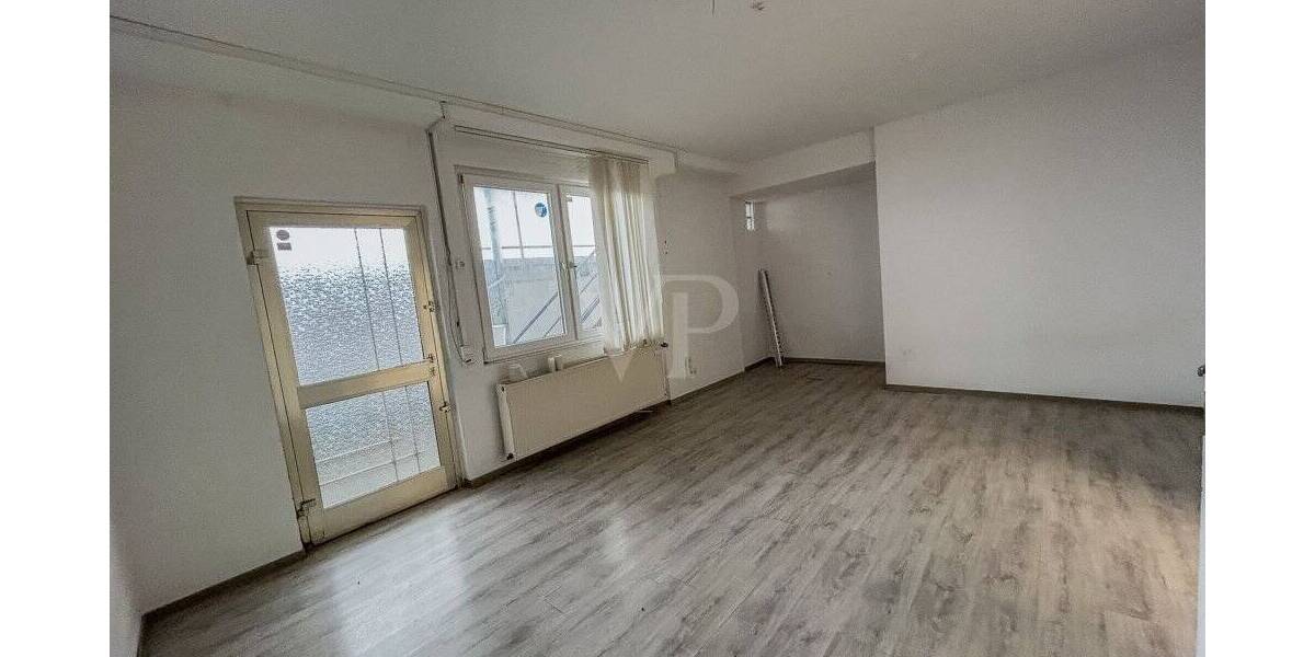 Gewerbeobjekt Velbert Mitte - 4 Zimmer, 148 m&sup2;, 1.200&euro; | Angebot:24033334