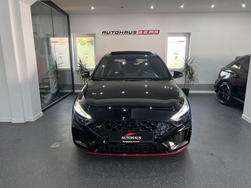 i30
