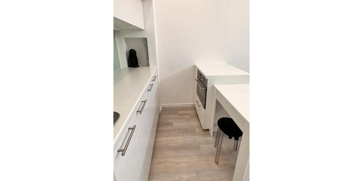 Etagenwohnung Düsseldorf Oberbilk - 2 Zimmer, 34 m&sup2;, 930&euro; | Angebot:24395628