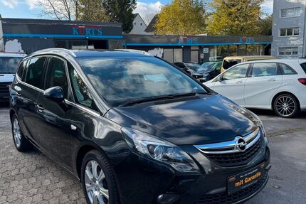 Opel Zafira Tourer 179.000 km 8.699 &euro; Solingen 42655